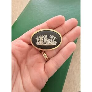 Wedgwood England Vintage Neoclassical Relief Cameo Brooch Pin Gold Filled